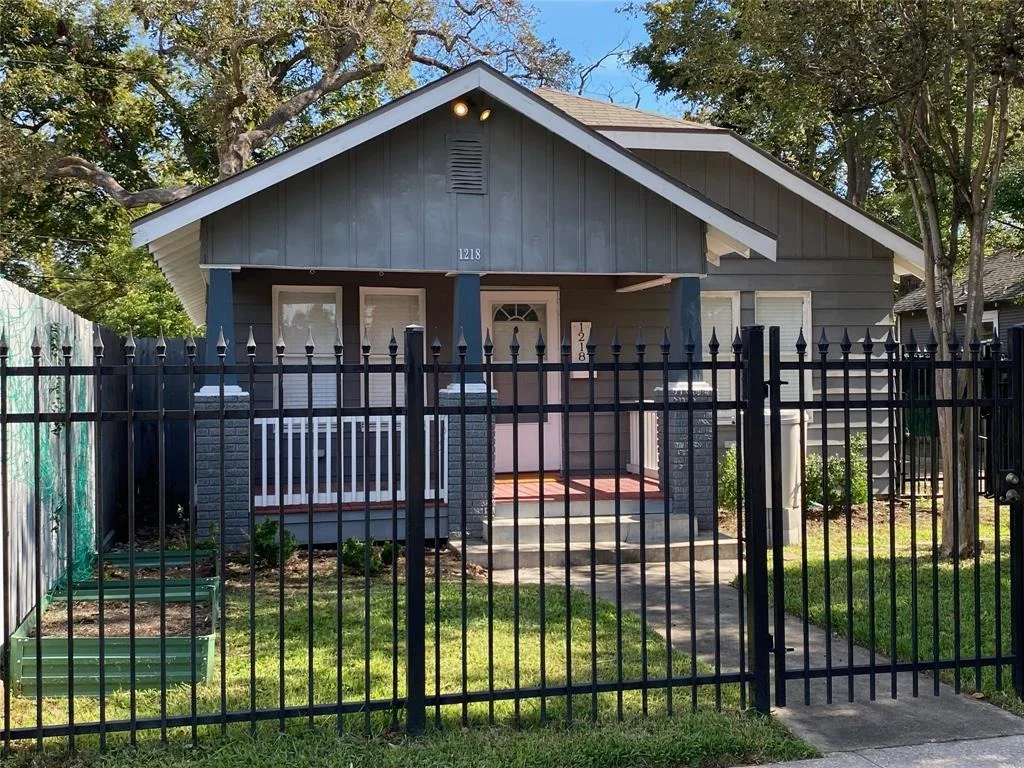 Photo of 1218 Studewood Street