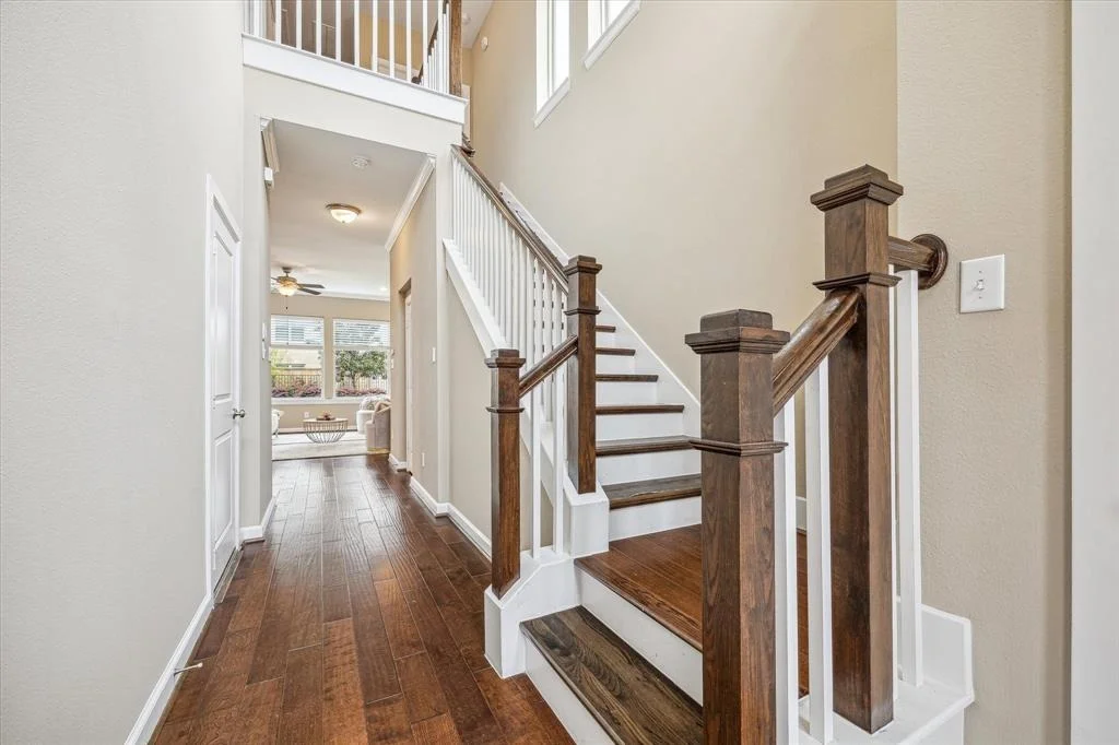Photo of 8823 Narrow Leaf Street