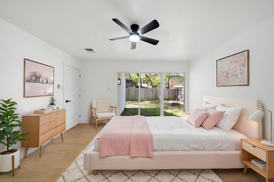 Photo of 1704 N Red Cedar Circle