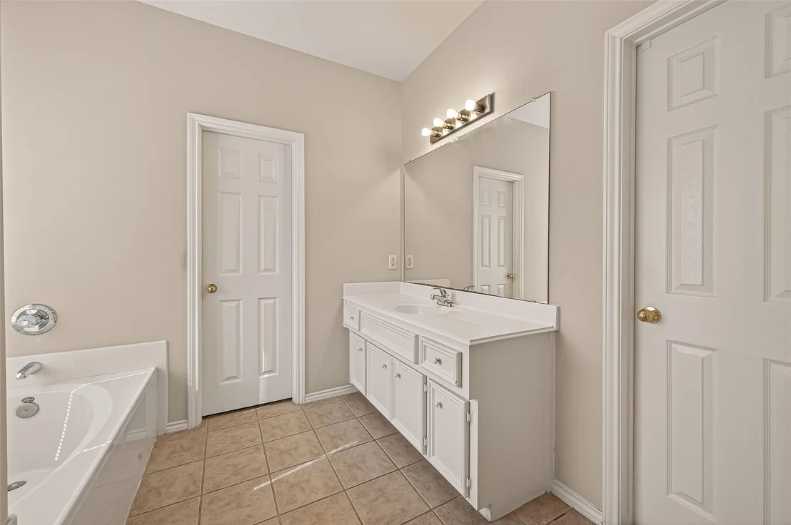 Photo of 12811 Lodenbriar Drive