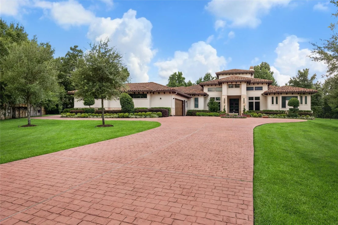 Photo of 25901 Haven Lake Drive