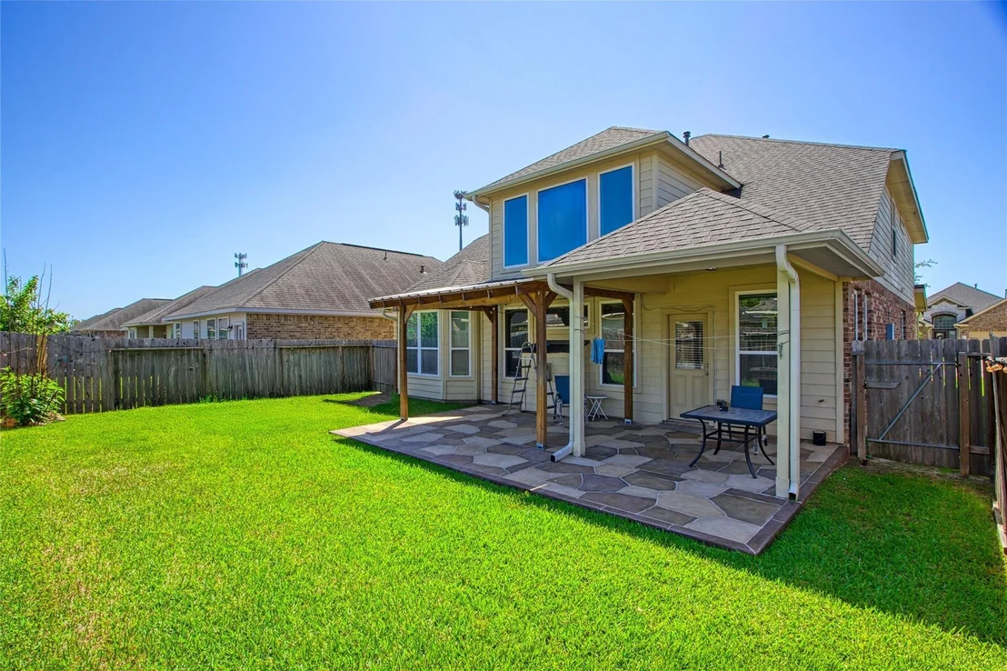 Photo of 1242 S Maple Drive