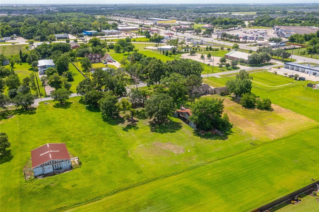 Photo of 2751 Piper Road