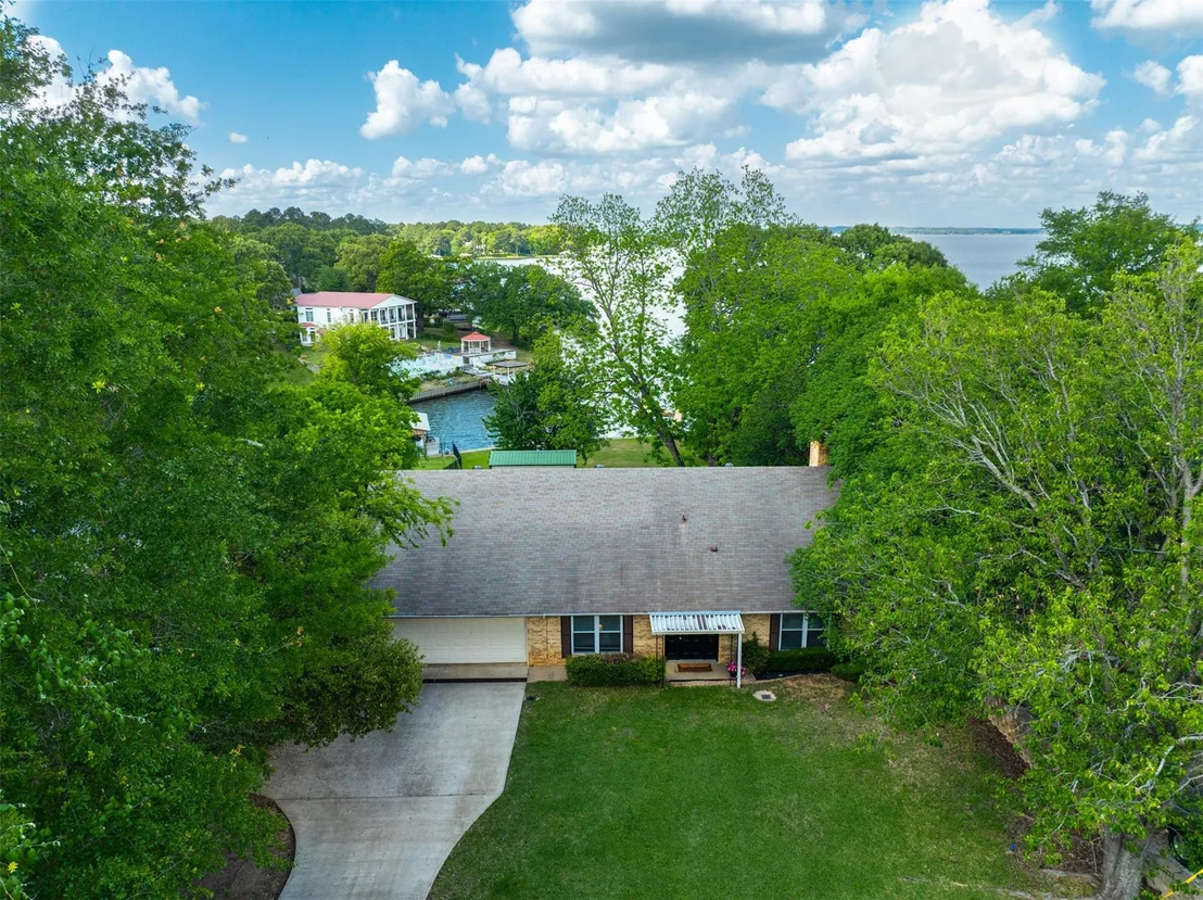Photo of 23340 Three Points Drive