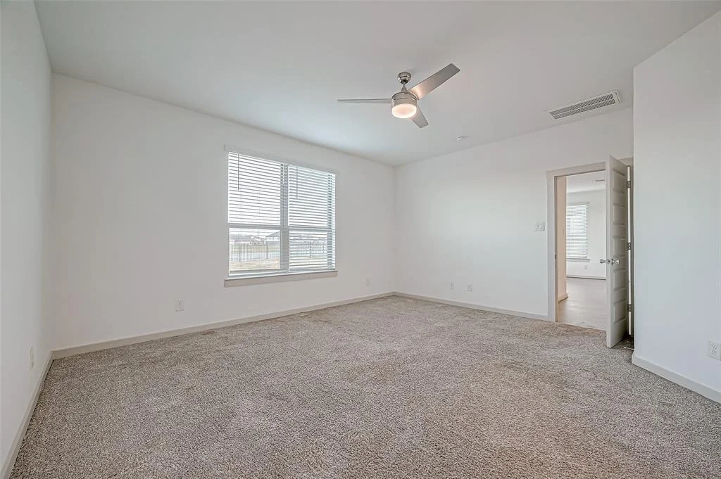 Photo of 28322 Hannahs Harbor Lane