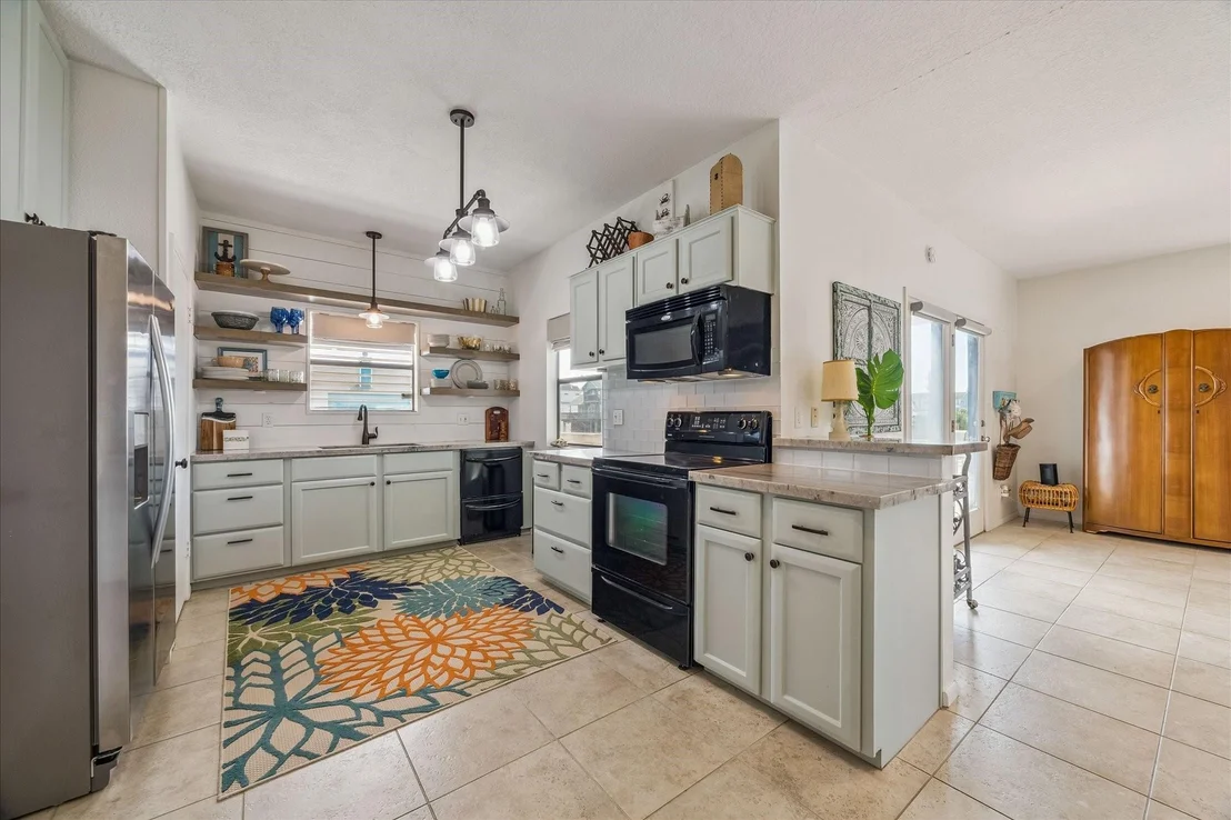 Photo of 1007 Tiki