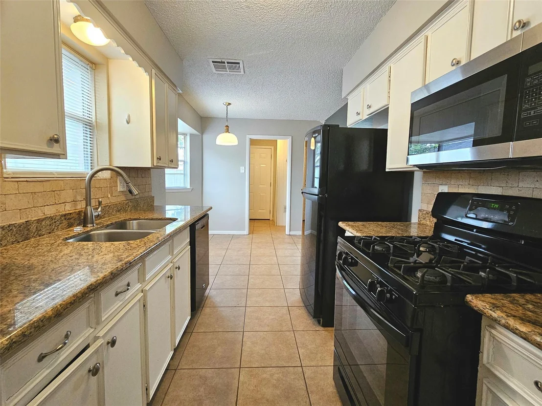 Photo of 6018 Weeping Willow Road