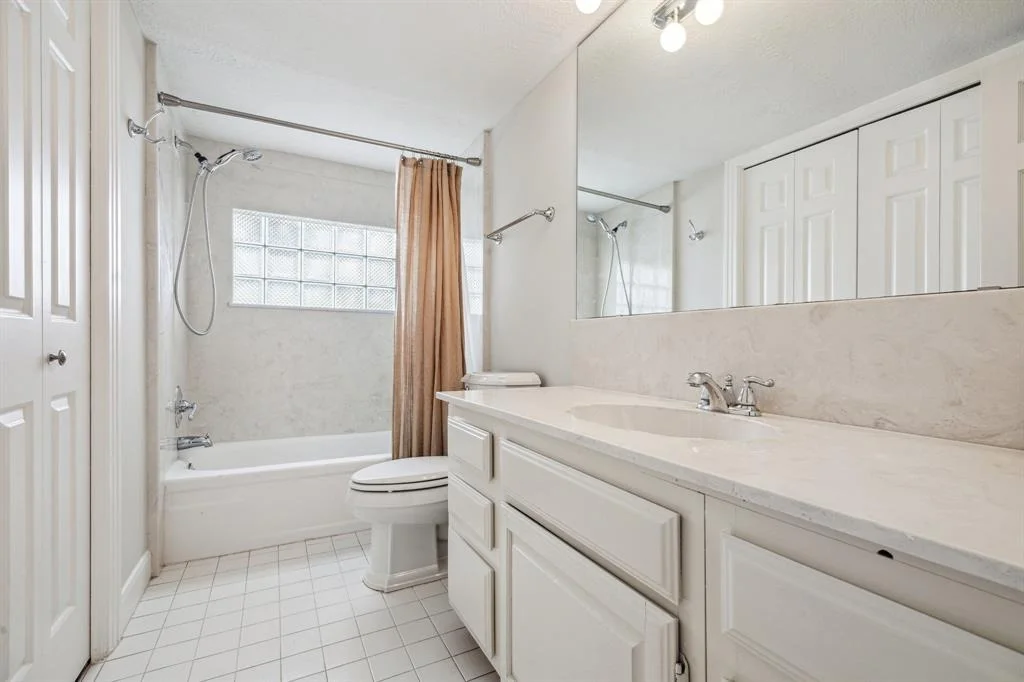 Photo of 3316 Tangley Road