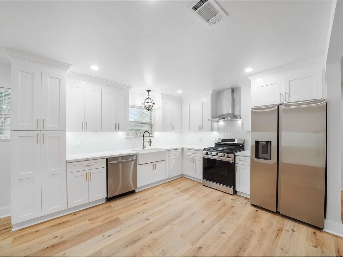 Photo of 5203 Brookmeade Drive