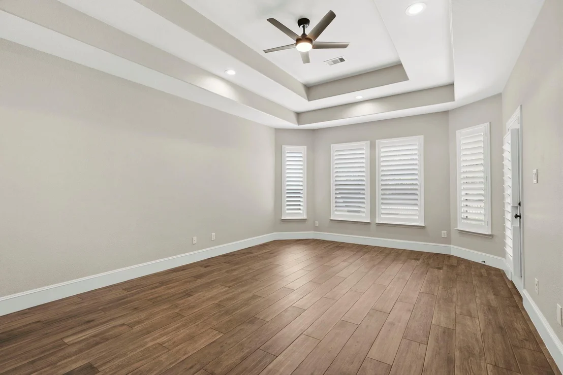 Photo of 155 W Wading Pond Circle