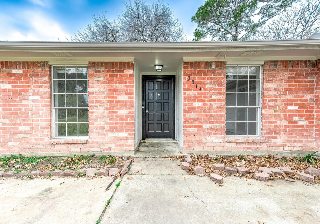 Photo of 2014 Briar Ridge Drive
