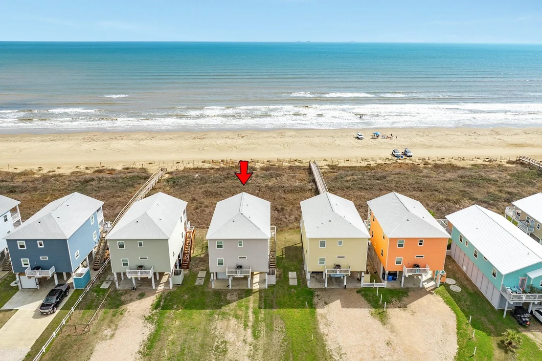 Photo of 2938 Bluewater Highway