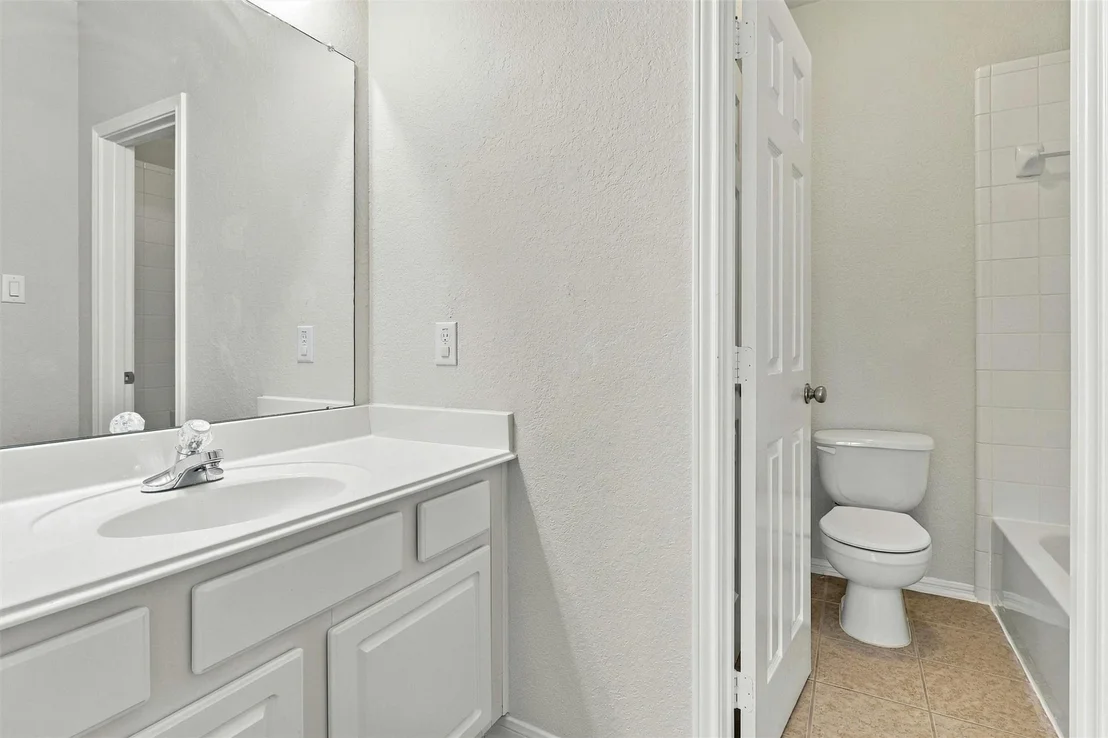 Photo of 7807 Ravens Point Drive
