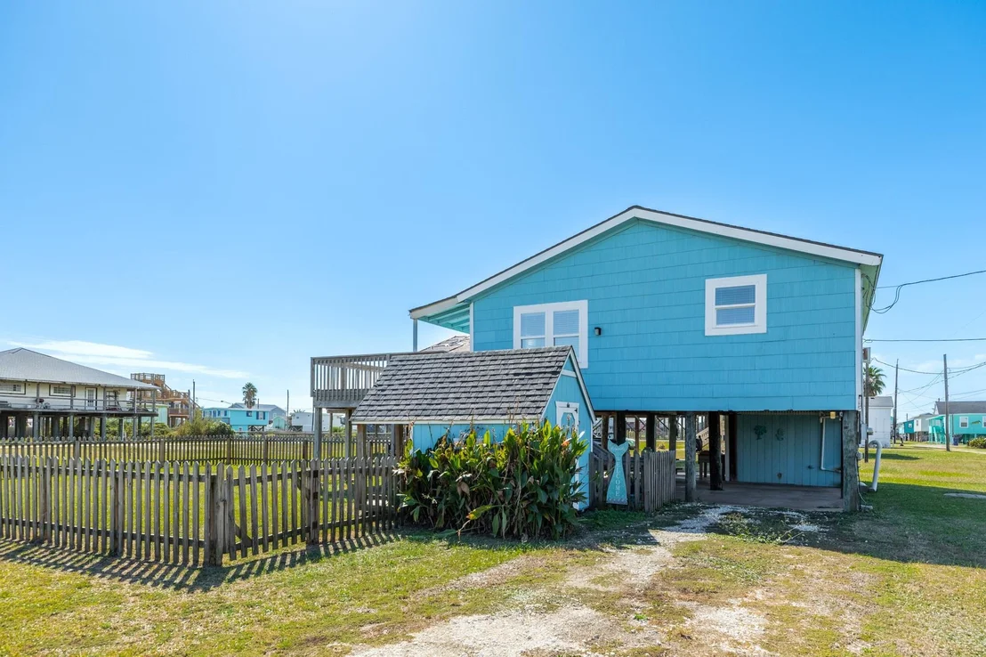 Photo of 902 Treaty Drive
