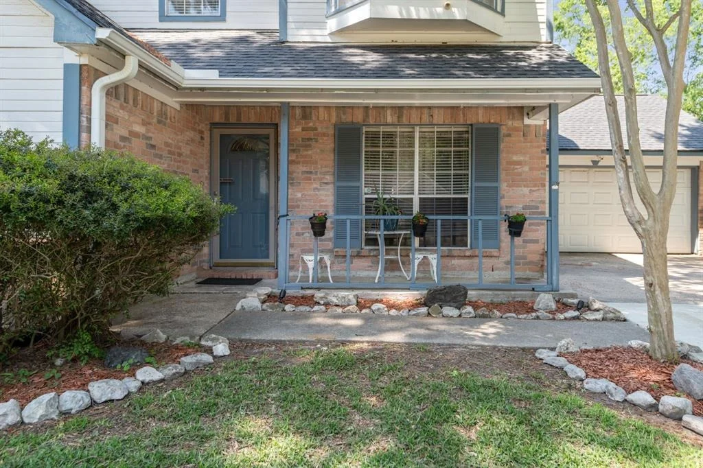 Photo of 2503 Knollbrook Lane