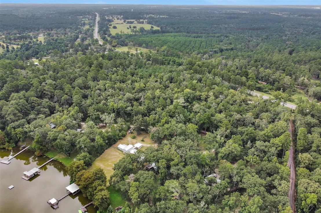 Photo of 328 Dogwood Forest Trail