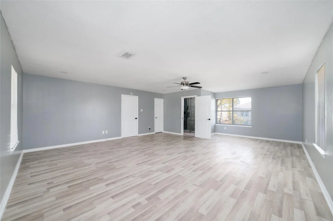 Photo of 6827 Crystal Point Drive