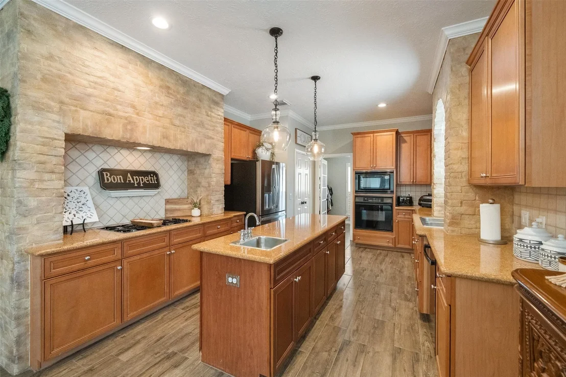 Photo of 5215 Samuels Drive