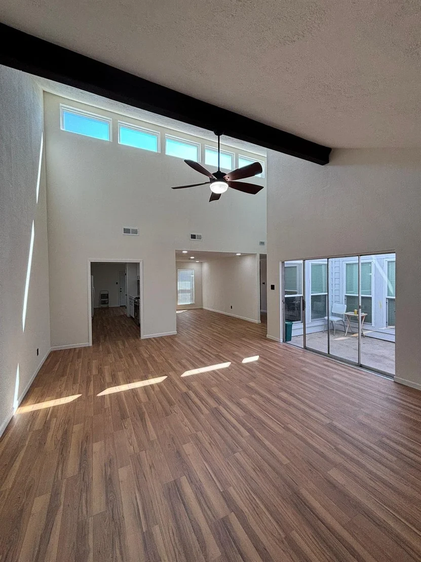 Photo of 1018 White Sands Road