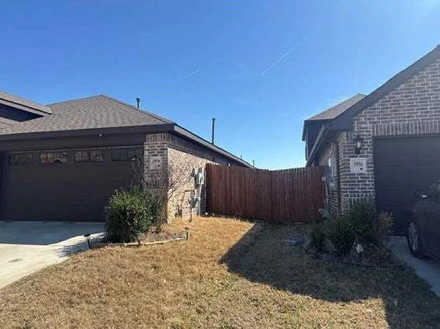 Photo of 3958 Bellingham Lane