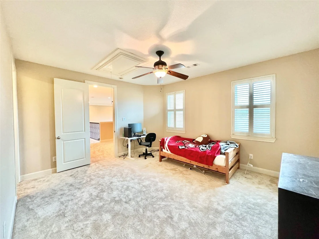 Photo of 5318 Handbrook Drive