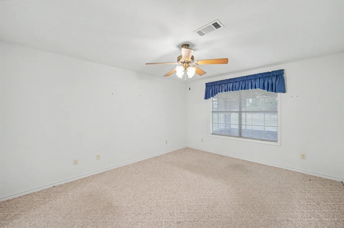 Photo of 20 Shallow Springs