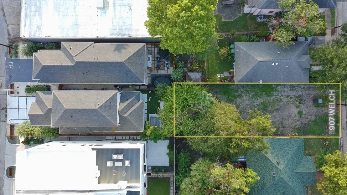 Photo of 907 Welch Street