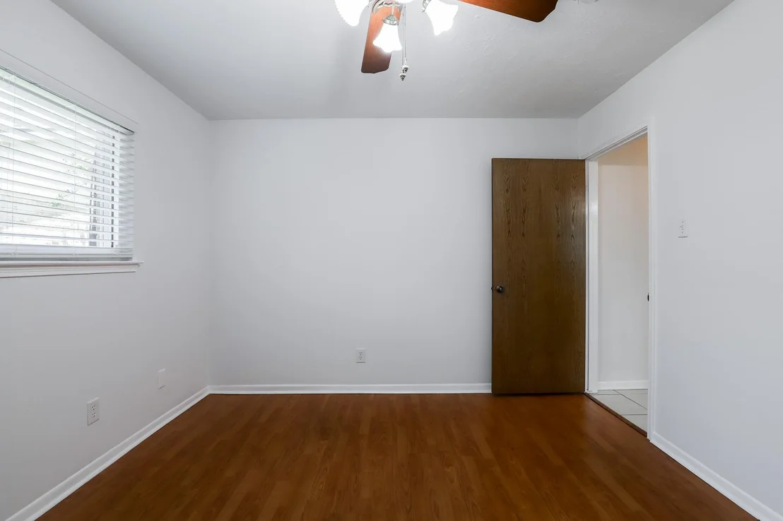 Photo of 818 Seafoam Road