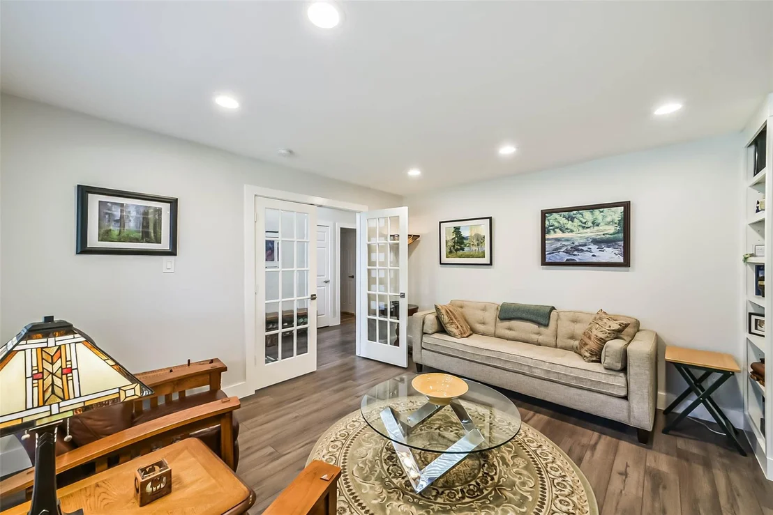 Photo of 5731 Grape Street