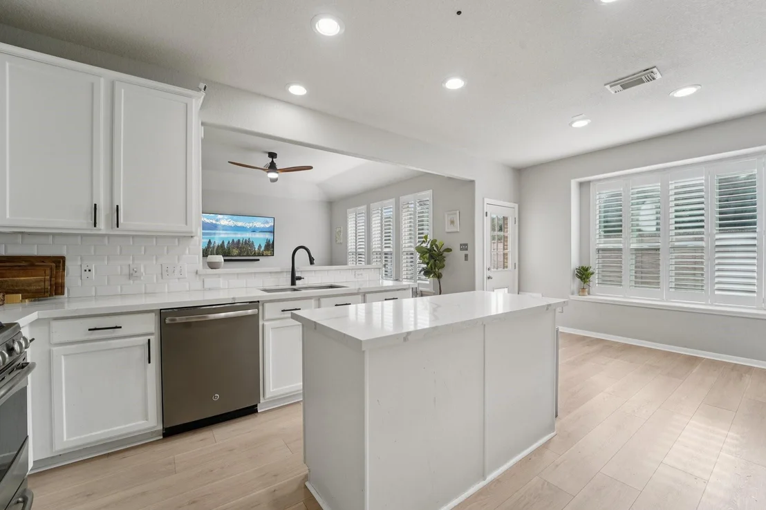 Photo of 14710 Timber Cliff Lane