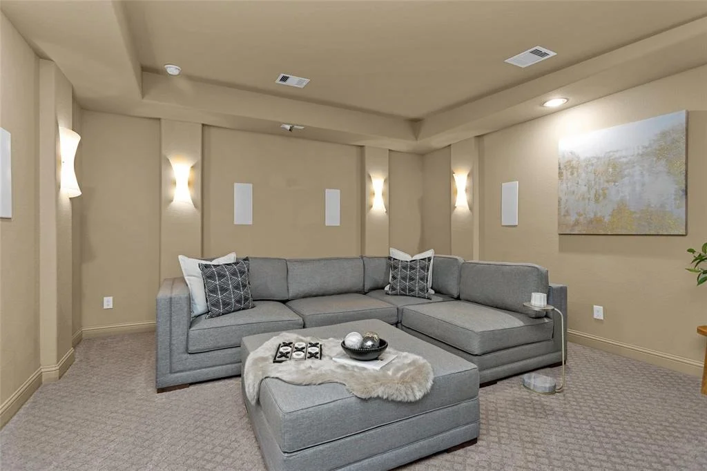 Photo of 7 Woodglade Way