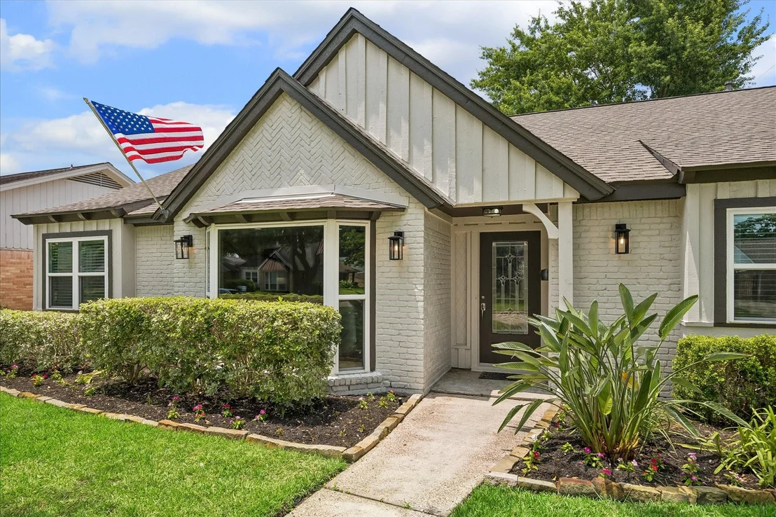 Photo of 1134 Thornton Road