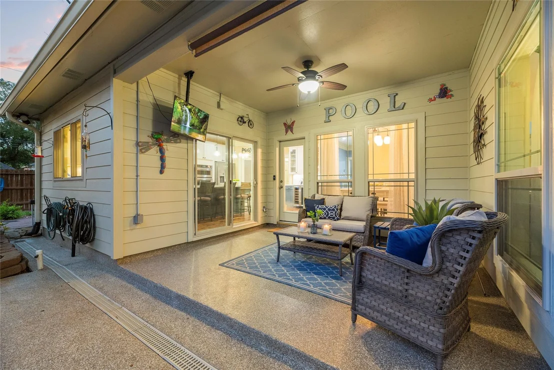 Photo of 2933 E Elm Circle