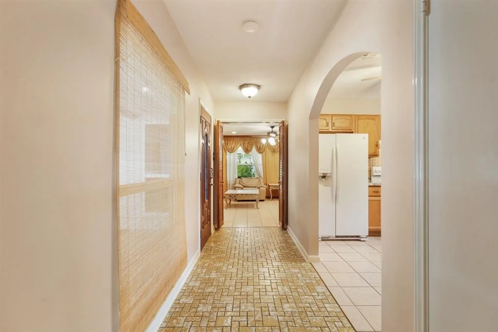 Photo of 14115 Wickersham Lane