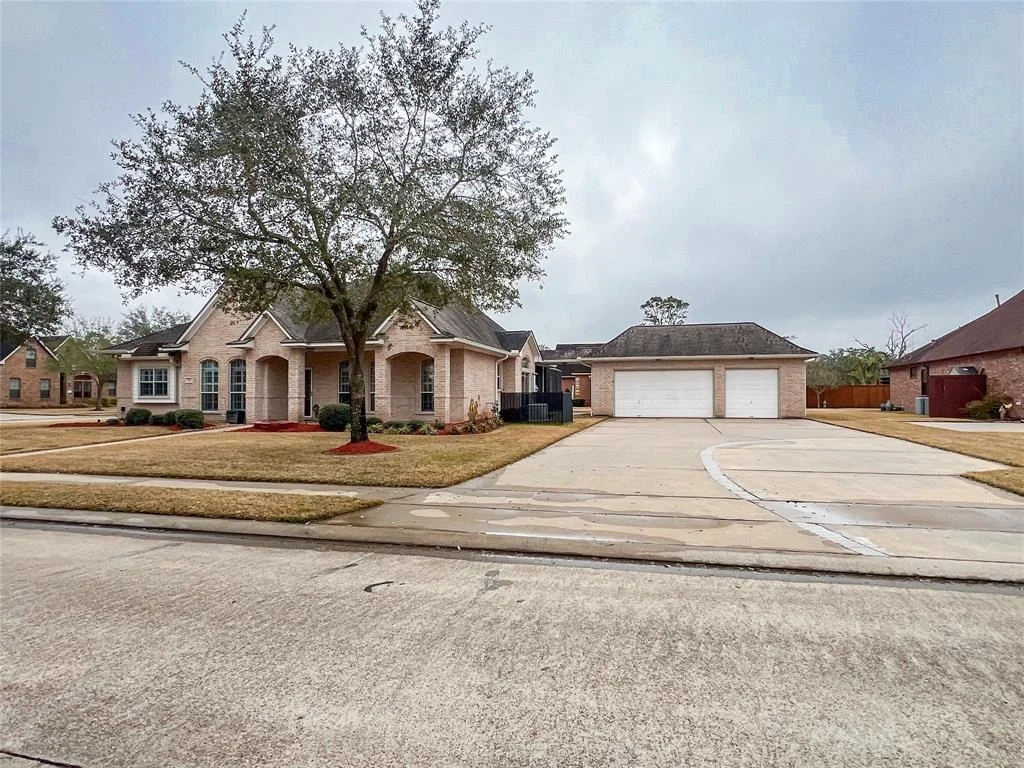 Photo of 141 Spanish Oak Circle