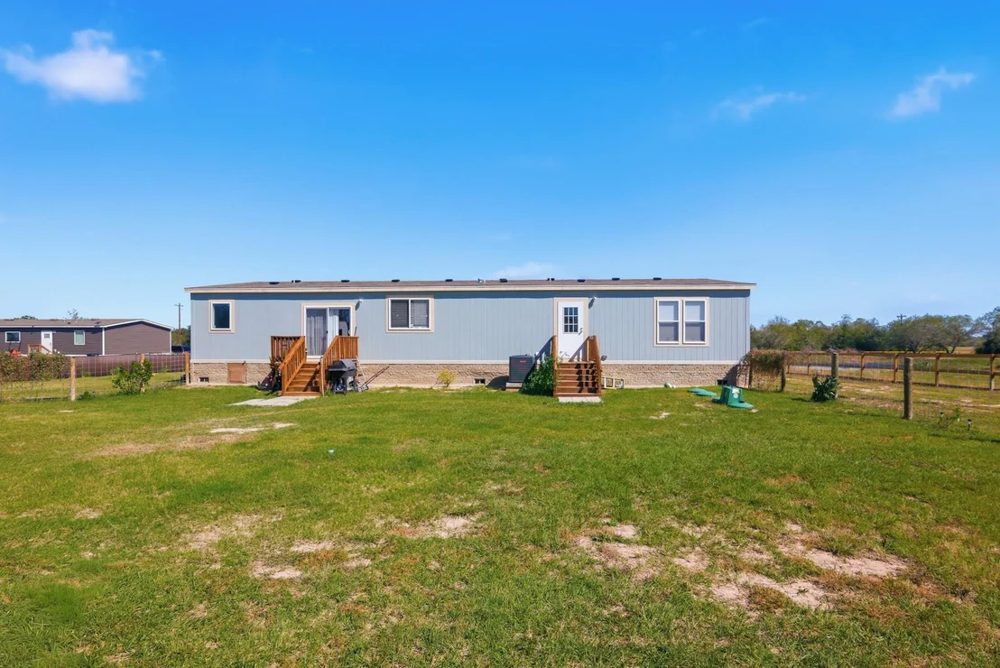 Photo of 12128 County Road 1