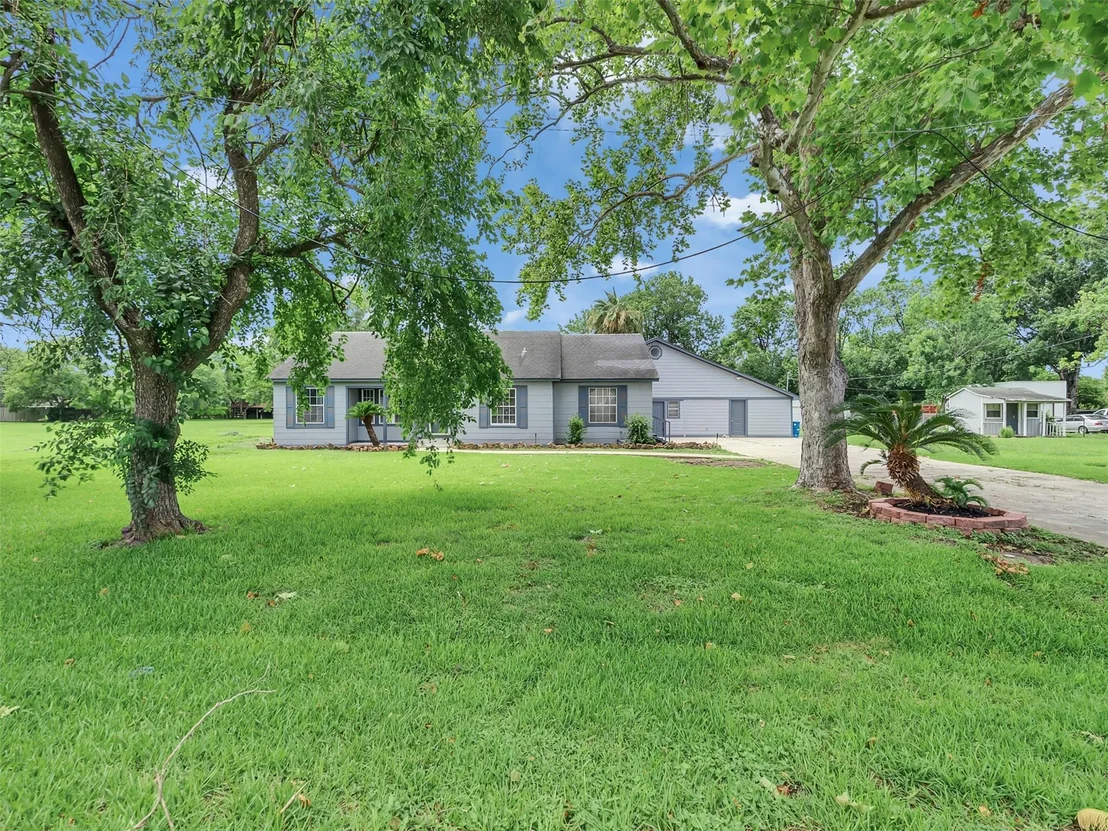 Photo of 2000 Bob Smith Road