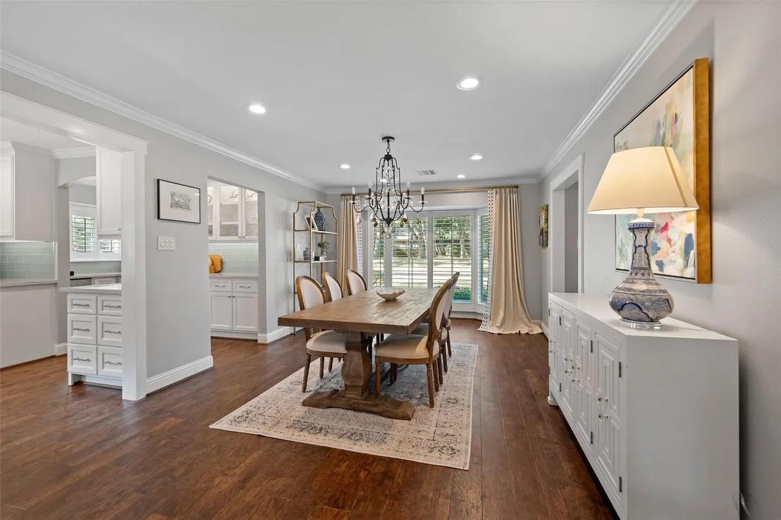 Photo of 14231 Carolcrest Drive
