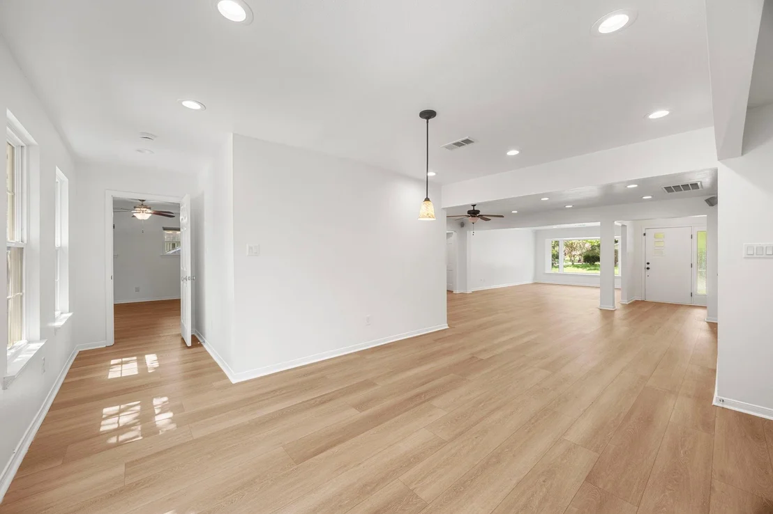 Photo of 9111 Timberside Drive