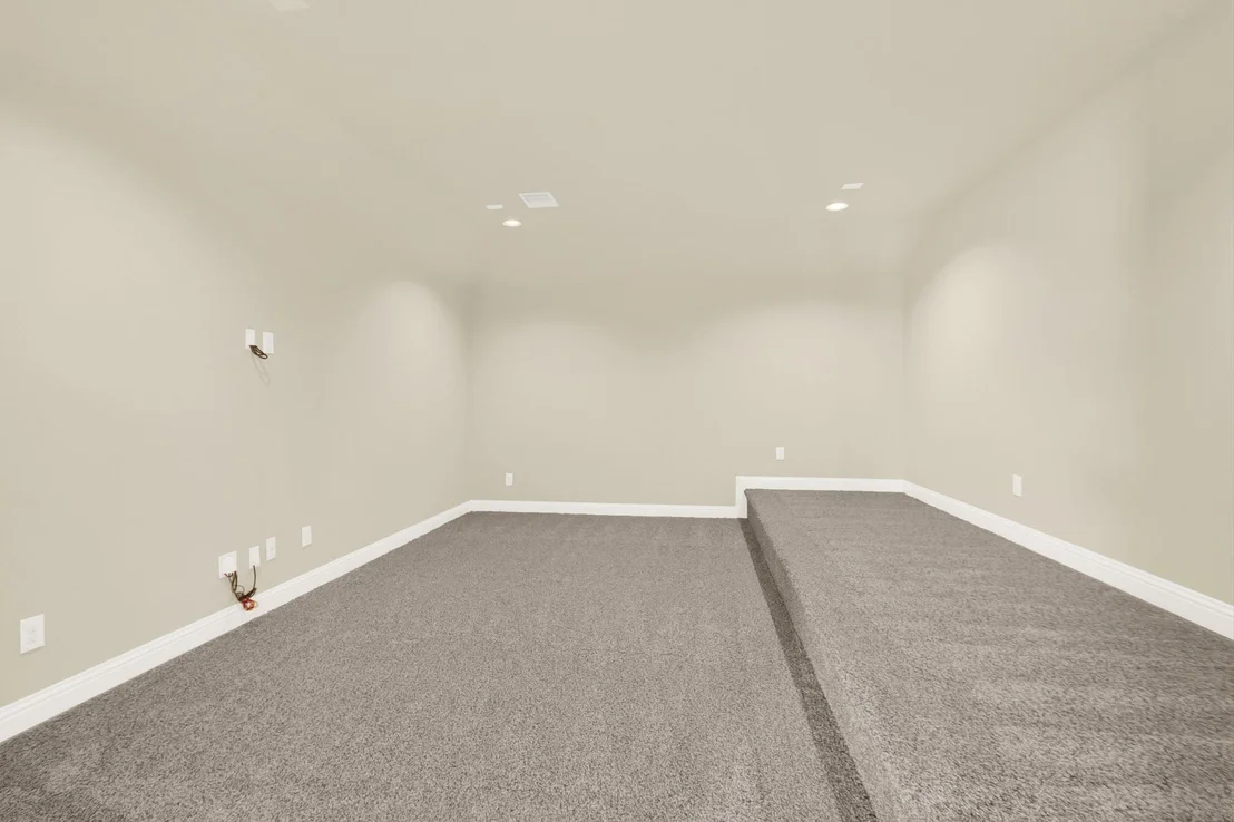 Photo of 9039 Charncross Lane