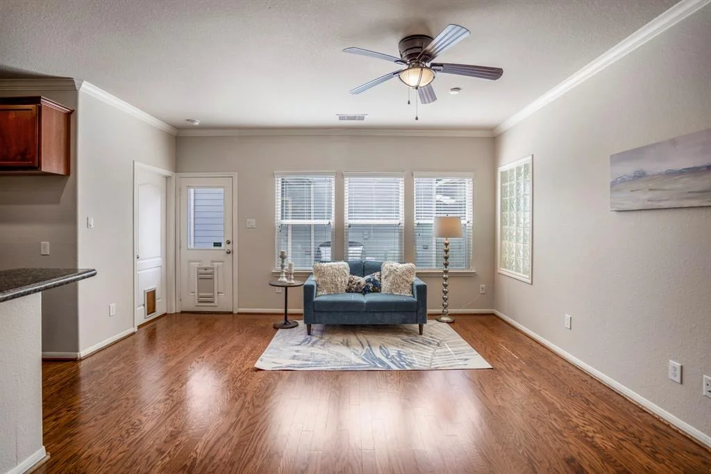 Photo of 4618 Oak Laurel Lane