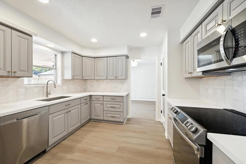 Photo of 6515 Rippling Hollow Drive