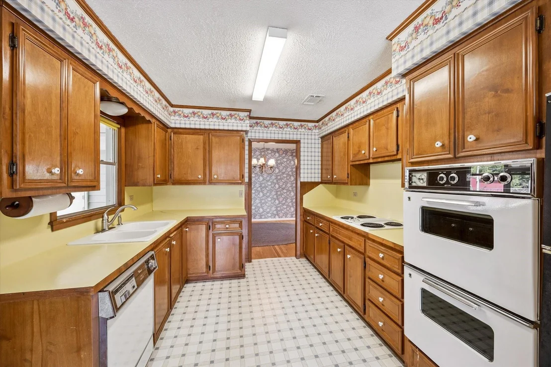 Photo of 825 5th Street