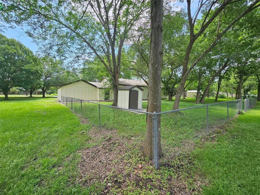 Photo of 459 Live Oak Road