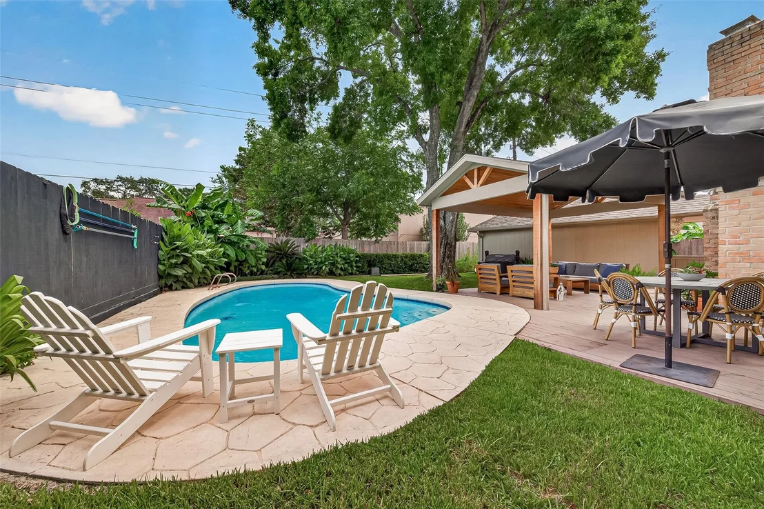 Photo of 11423 Highgrove Drive