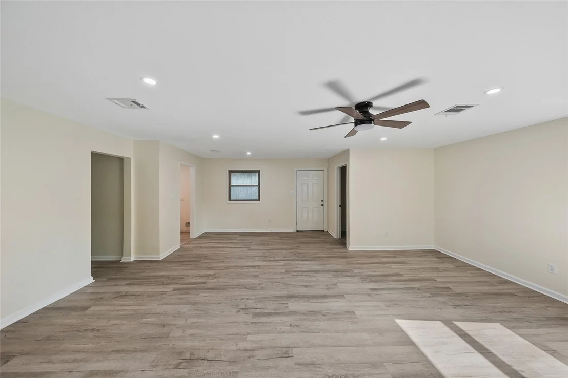 Photo of 725 Lafayette Street