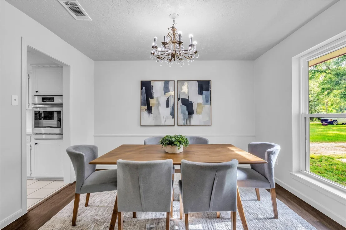 Photo of 20472 Lakeside Drive