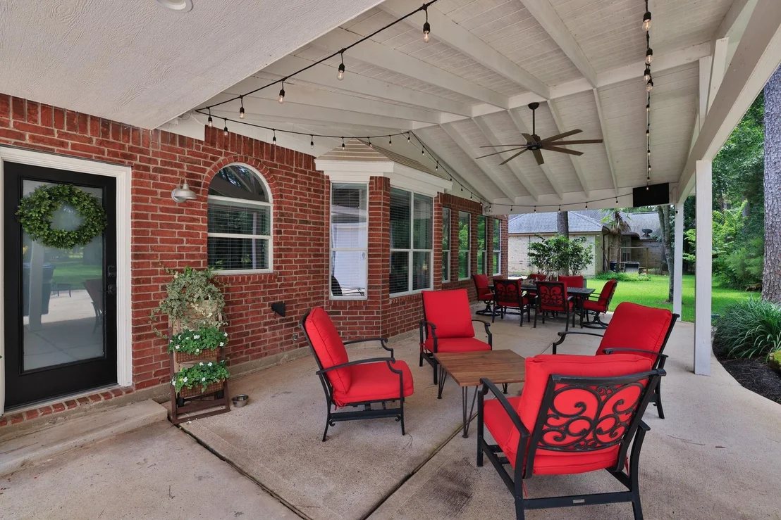 Photo of 40407 Manor Drive