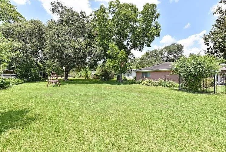 Photo of 12622 Arp Street