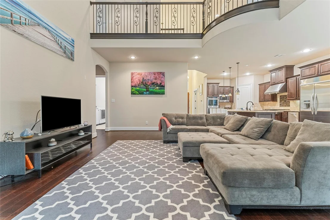 Photo of 15611 Lake Iris Drive